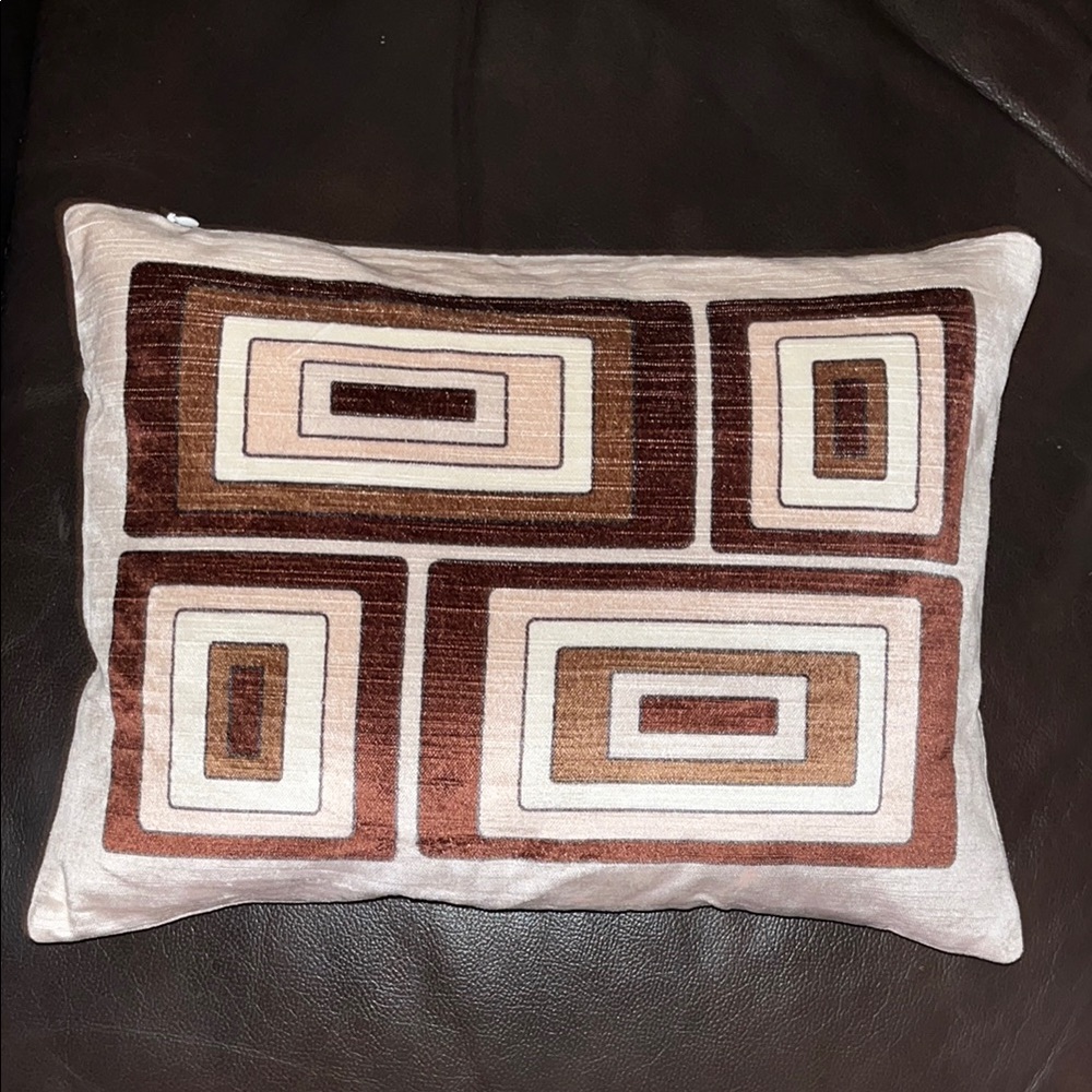 Jonathan Adler Milano Champagne Blocks Throw Pillow 16”x12” - Picture 2 of 5